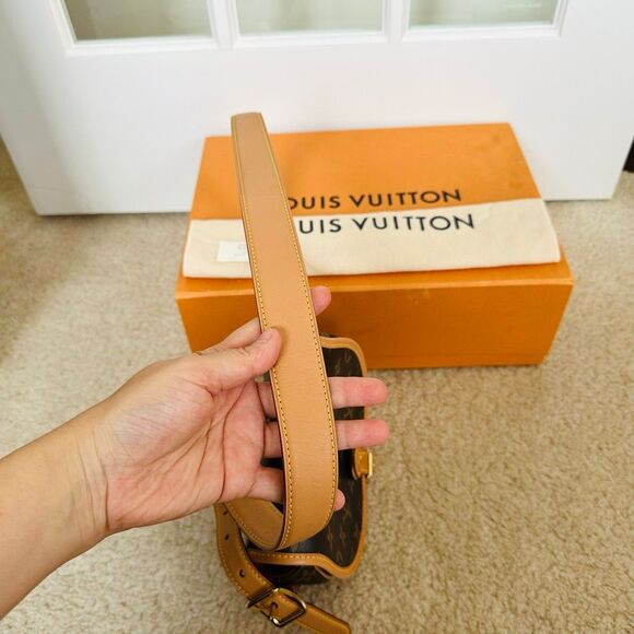 Louis Vuitton Tambourin Crossbody Bag - Picture 9 of 15